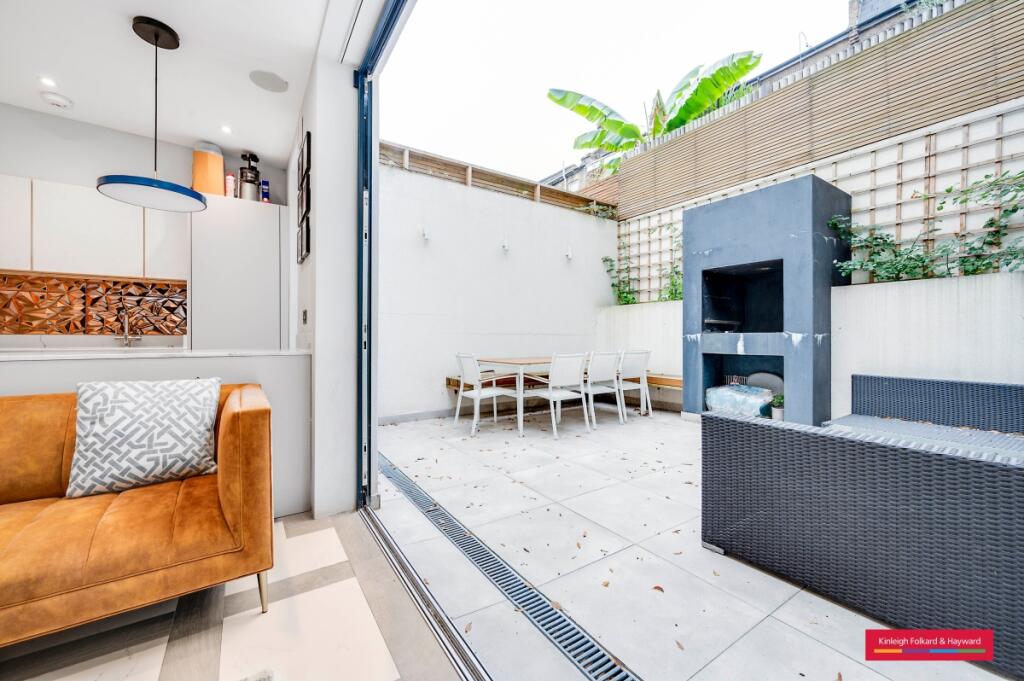 KFH-6a_Warbeck_Road-