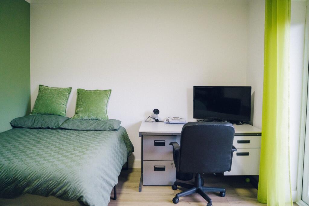 Ystafell Wely 3 / Bedroom 3