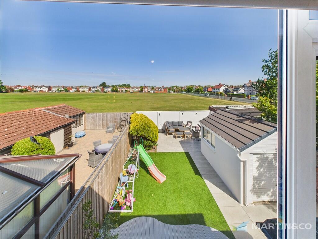 CAM02318G0-PR0441...