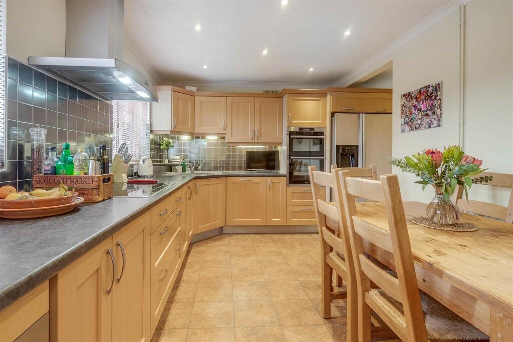 Brandles Road 13-5.jpg