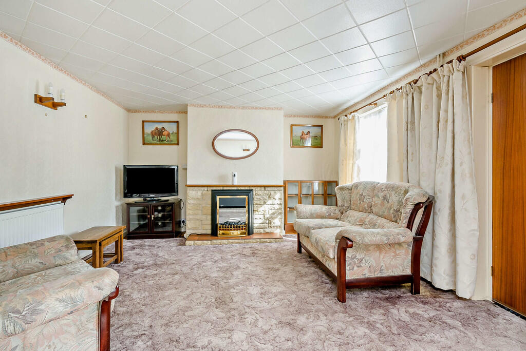 8665843-interior0...