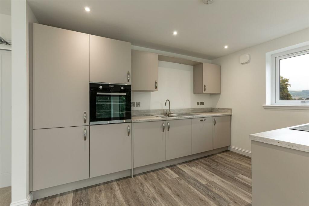 12 Westgrove Melrose 04.JPG