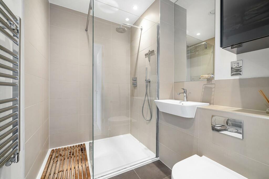 En suite.jpg