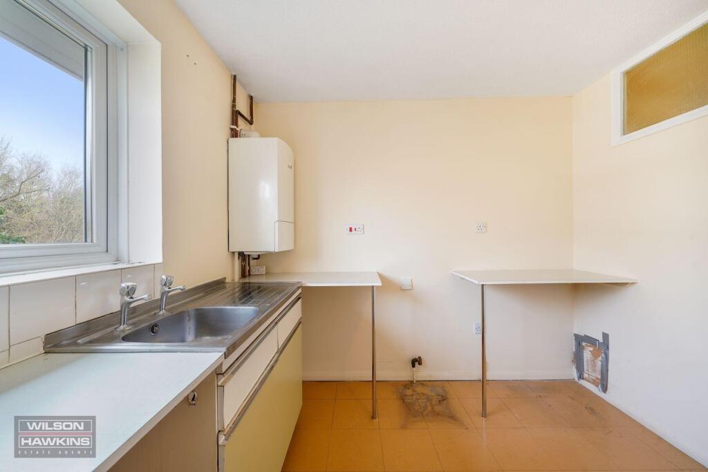 32 Archery Close - ZvVBNEGYc9rnHvRY78bR.jpg