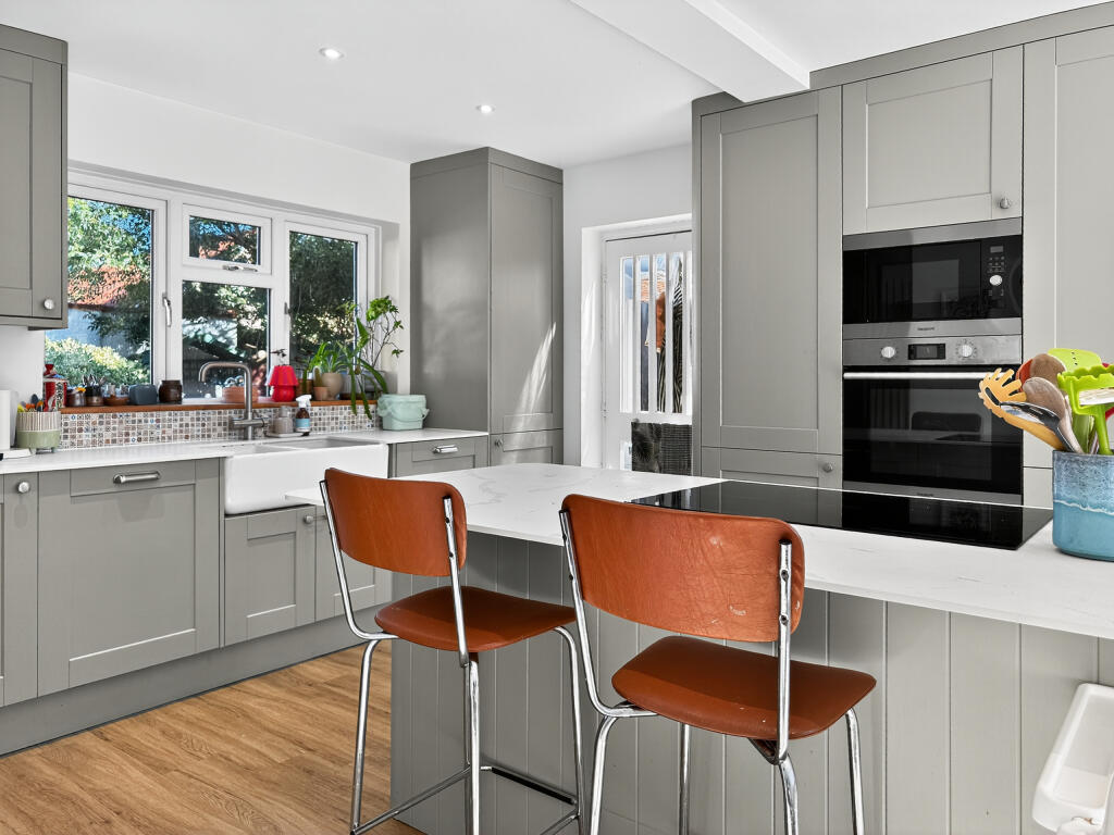 Kitchen/Breakfast Room