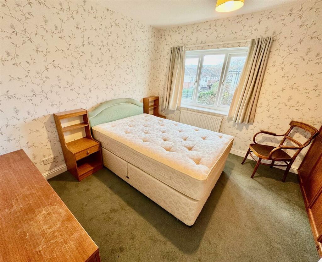 Bedroom 2.jpg