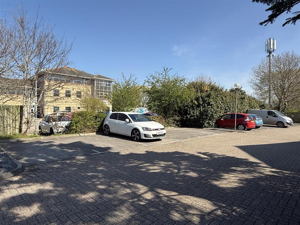 4 - Parking Spaces for Auction, Worle.JPG