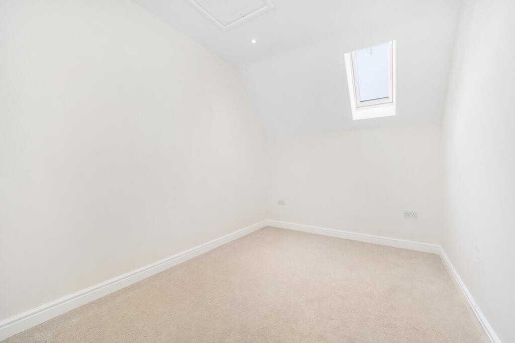 3 Parker Close (Frampton)-34