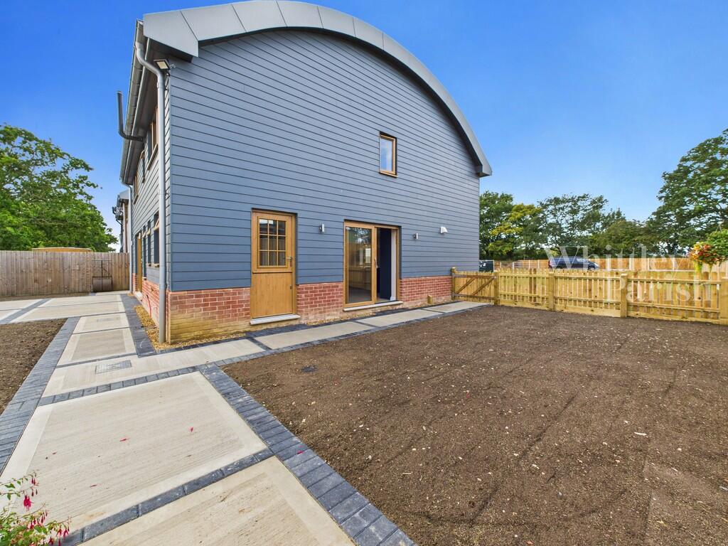 CAM04332G0-PR0484...