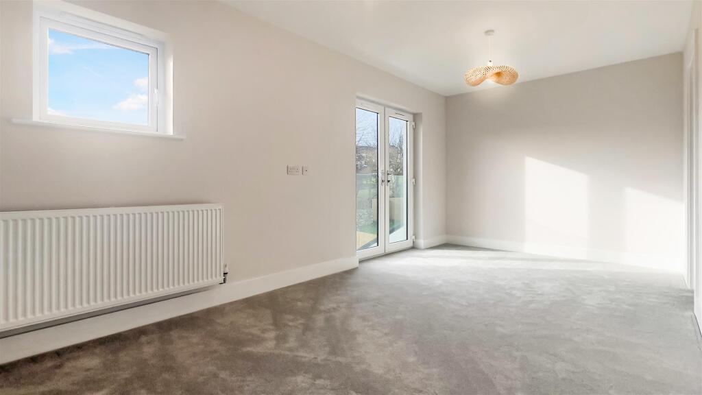 Pincipal Bedroom