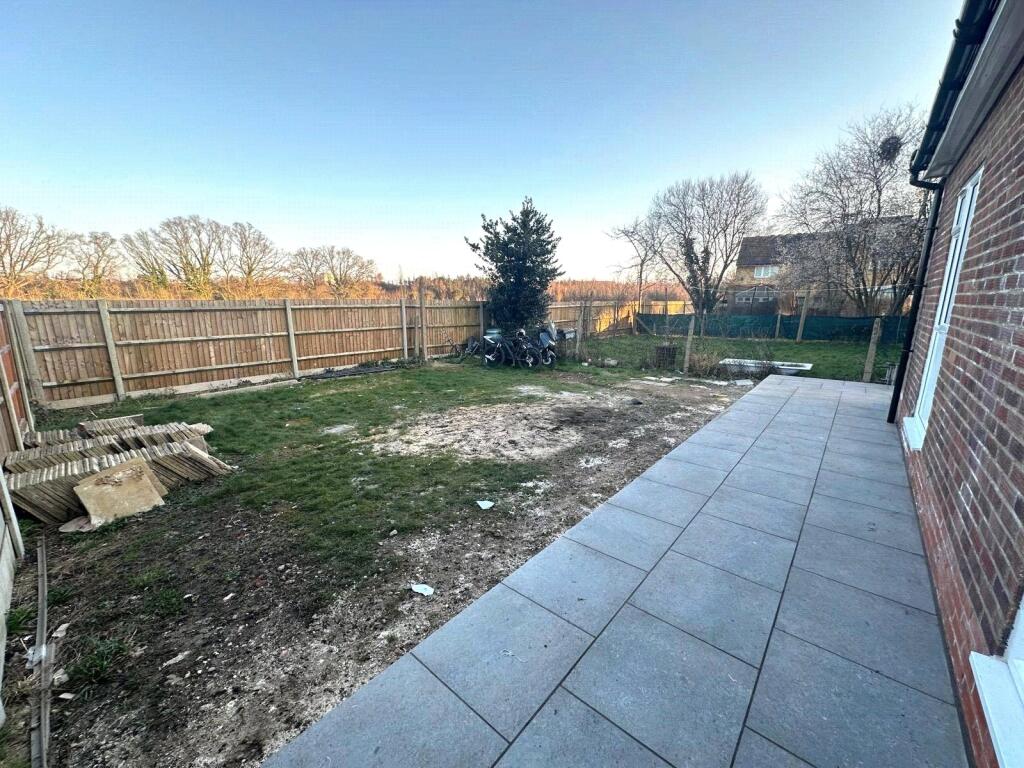 Garden (2)