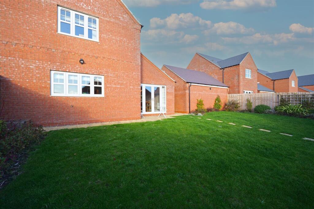 Plot 11
