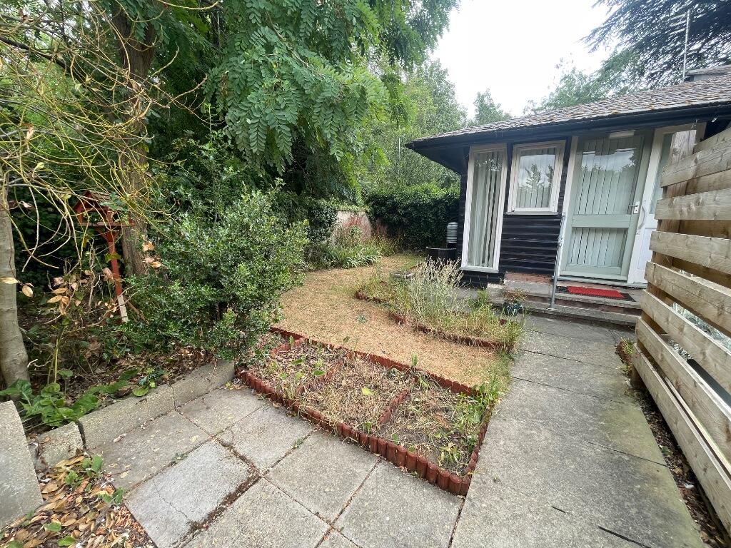 REAR GARDEN REV