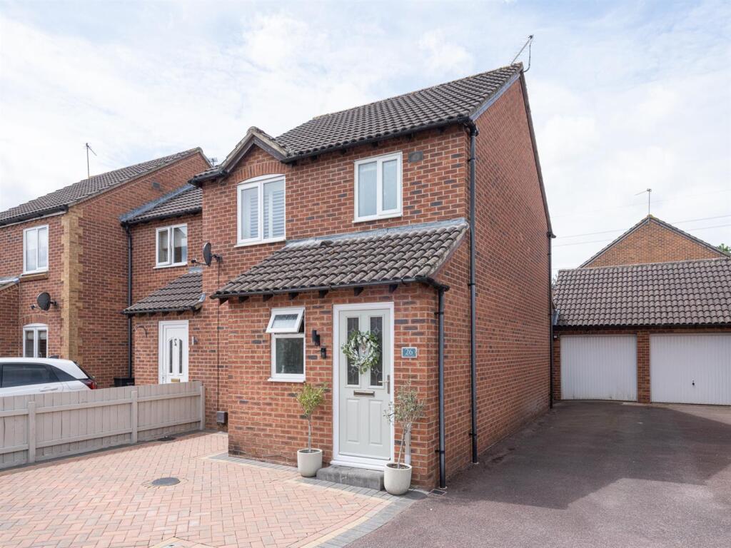 26 Balmoral Close-32.jpg