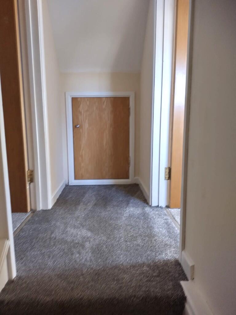 1st Floor Hall