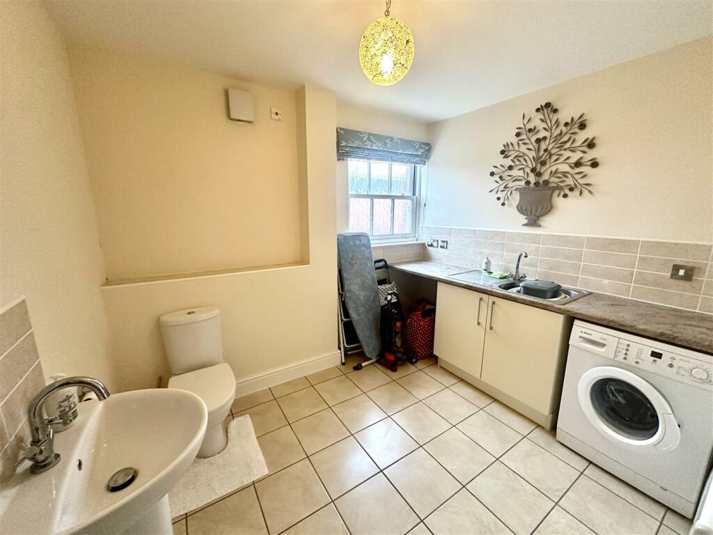 UTILITY ROOM