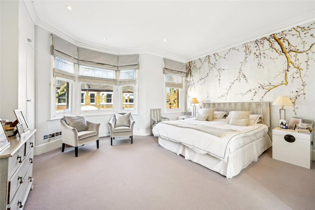 Principal Bedroom