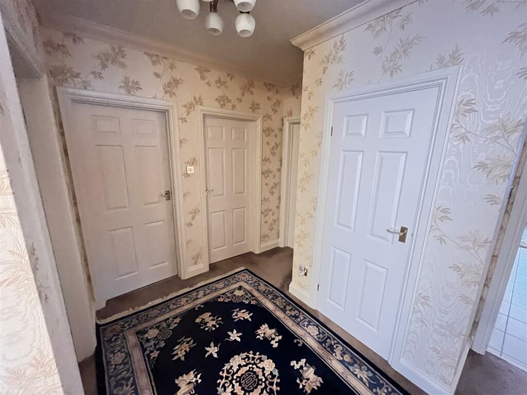 INNER HALLWAY