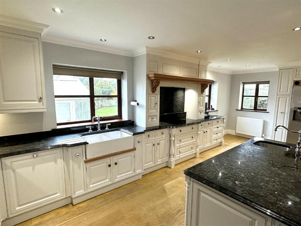 Spacious Kitchen