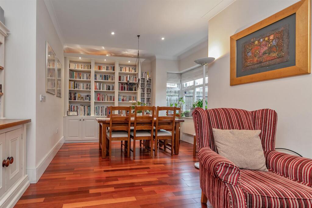 13FaunaClose-33 copy.jpg