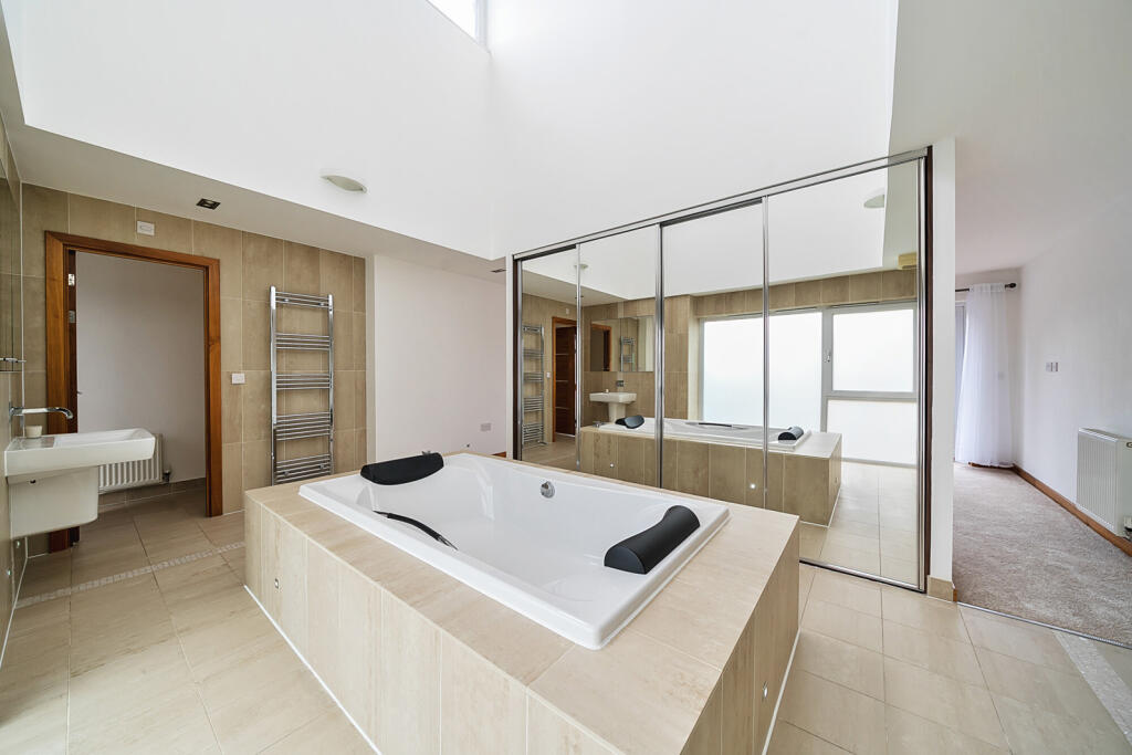 1302907-12-6841a5...