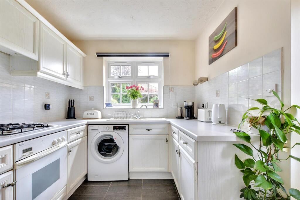 Kitchen_1.jpeg