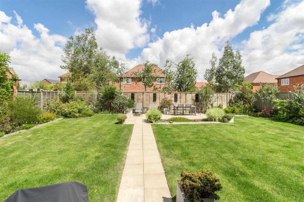 1 Farthington Drive, Nuneaton