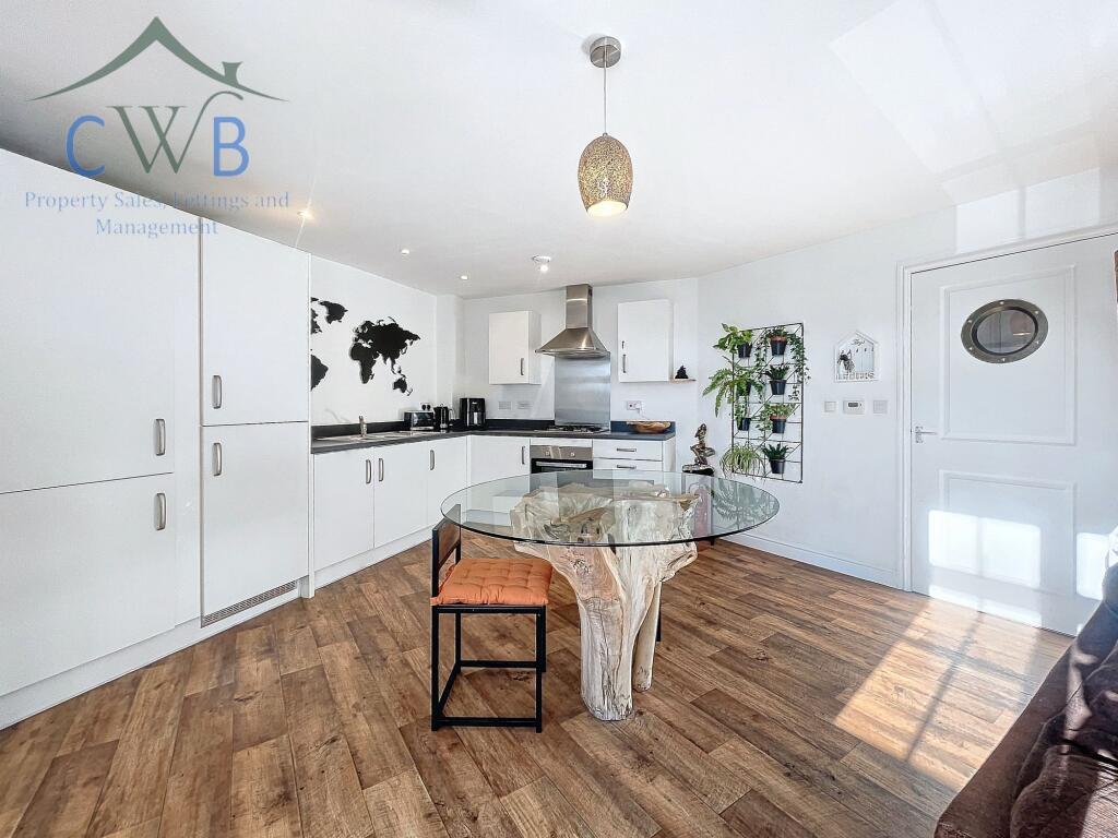 kitchen/dining