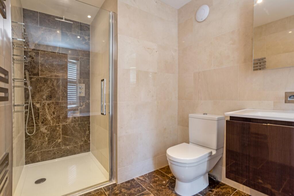 4 Cromwell Garden...