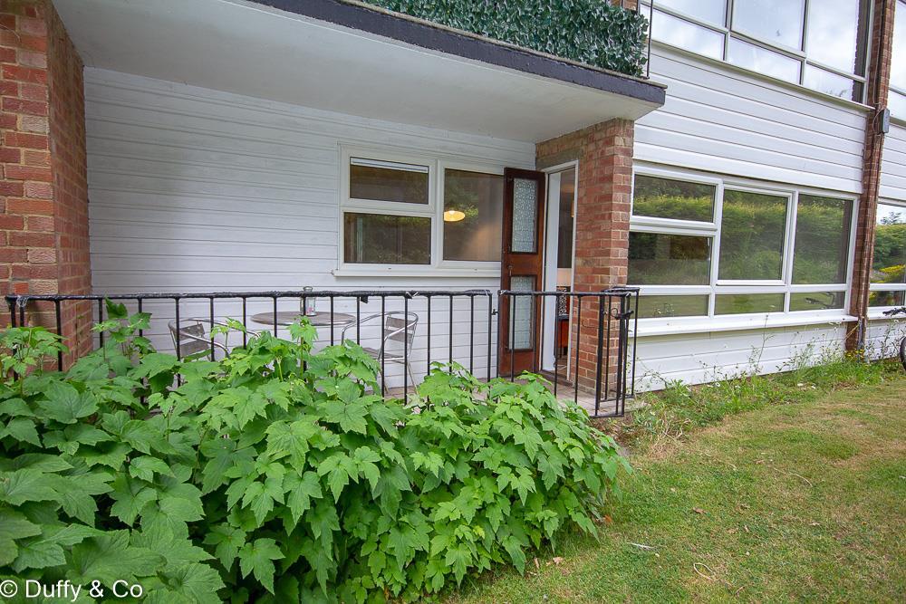 8 Tennyson Ct (11 of 15).jpg