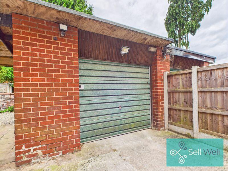 Detached Garage