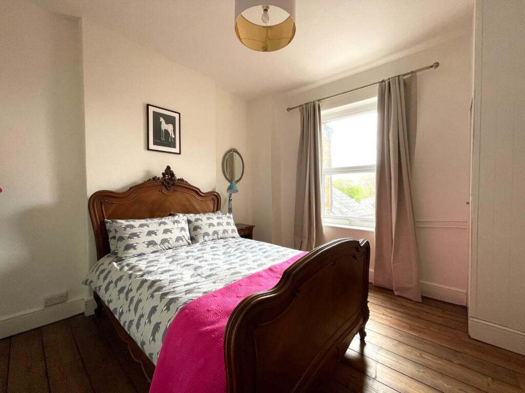 Bedroom3..JPG