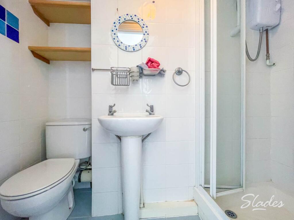 168 stanpit en-suite