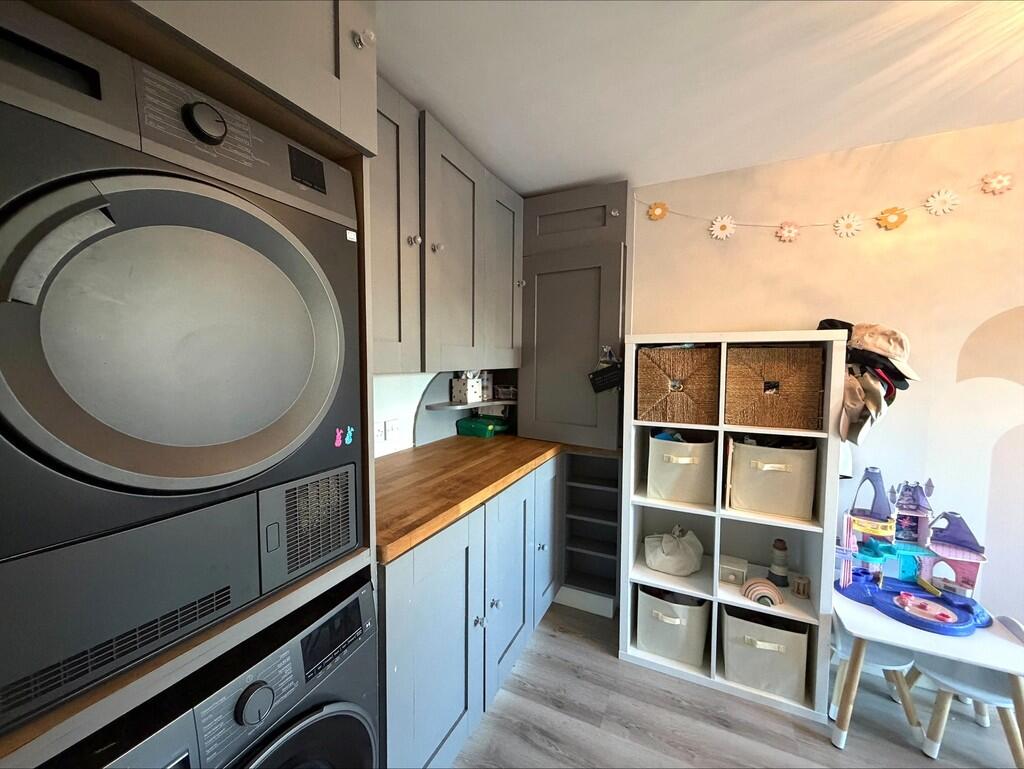 processed-62608EF...