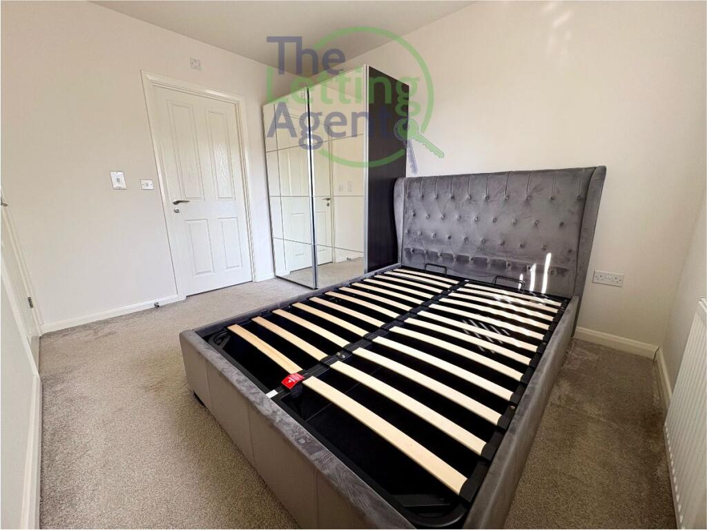 1st Double Bedroom