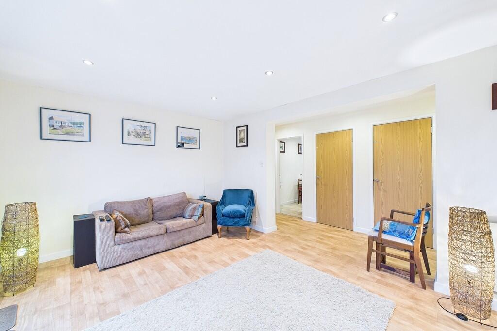 CAM03416G0-PR0121...