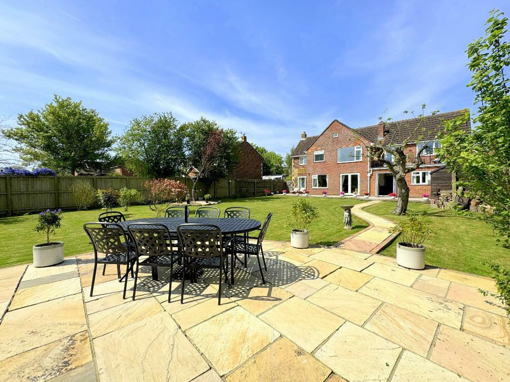 Patio perfect for entertaining