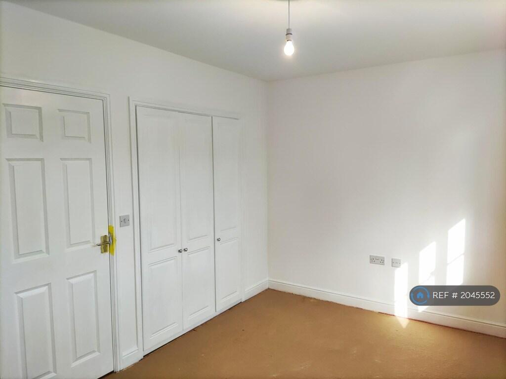 Rear Bedroom