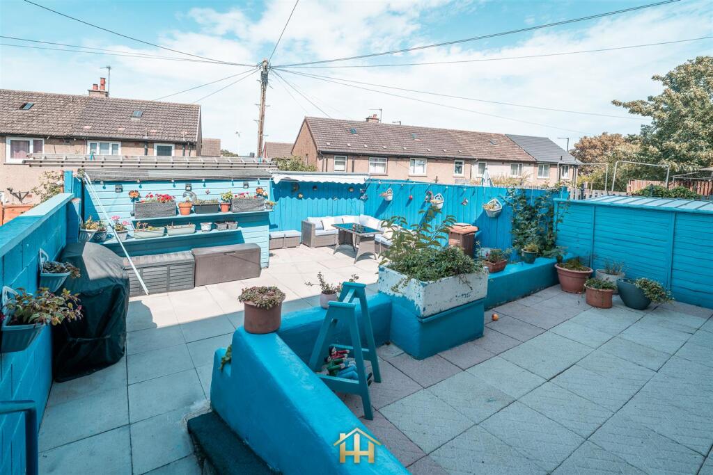 22 BALBEGGIE TERR DD4 8RL EDIT (30 of 48).jpg