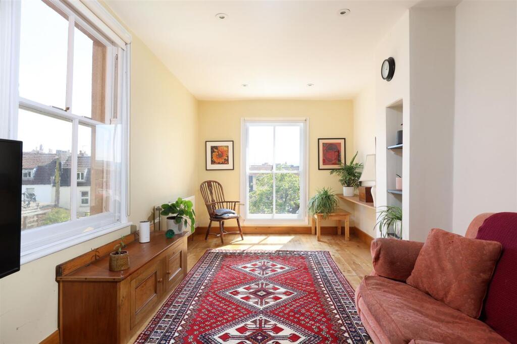 12 St Edwards Road 1.JPG