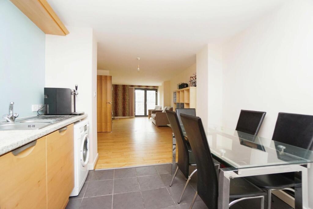 KITCHEN SPACE