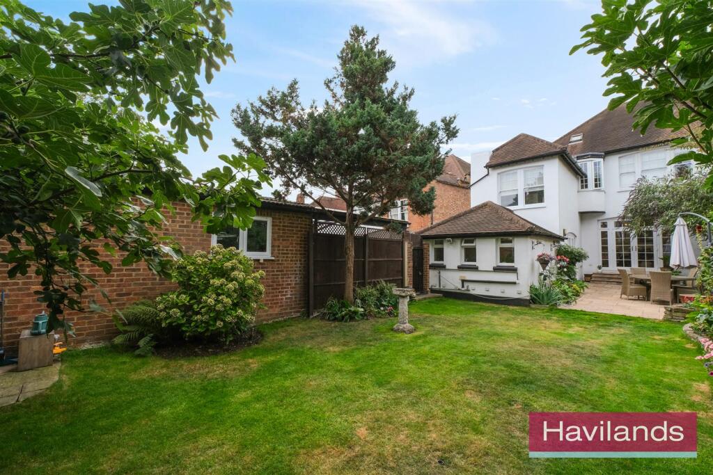 Elm Park Road-24.jpg