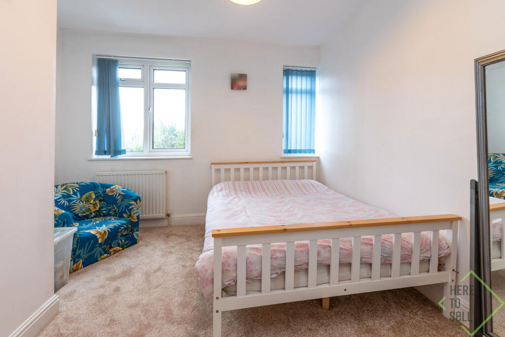 2nd Bedroom