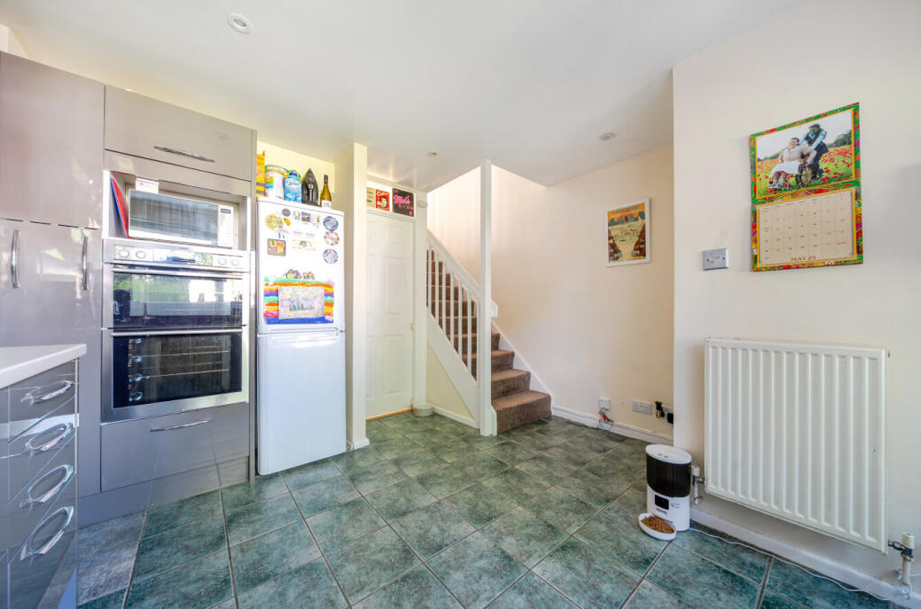 26-681b2ab959917-...