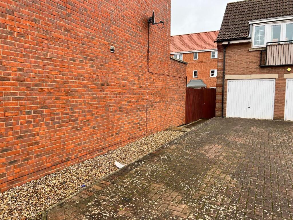 Driveway &amp; Garage