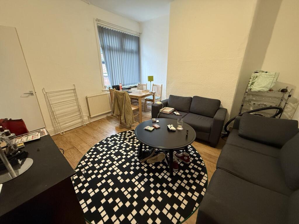 Lounge.JPG