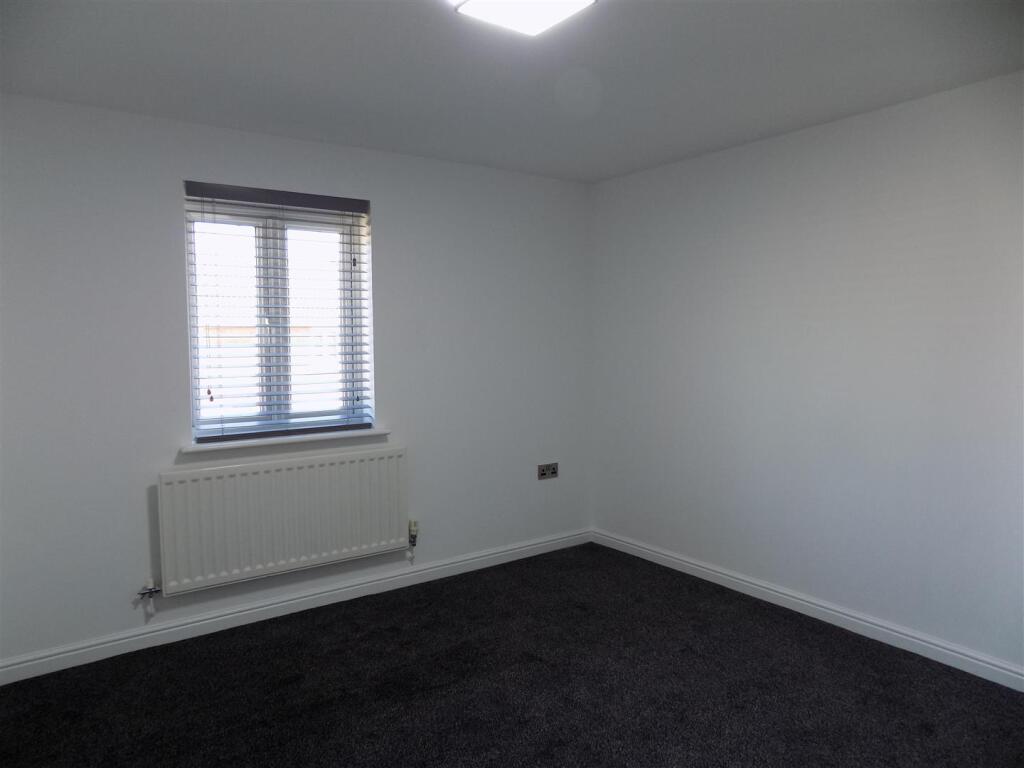 Main bedroom.JPG