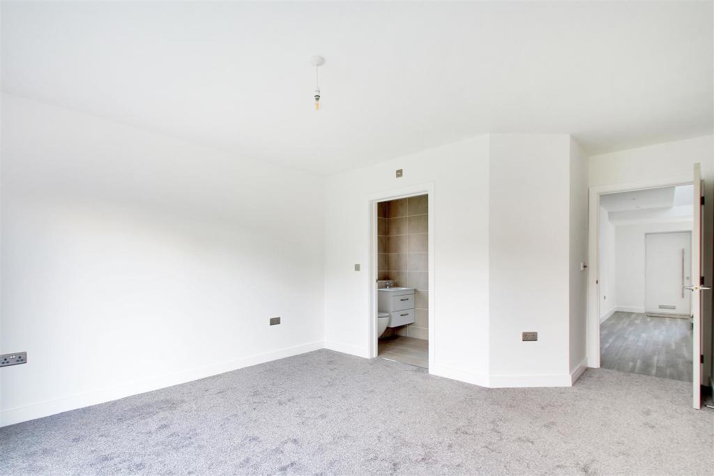 Ground Floor Bedroom Suite.jpg