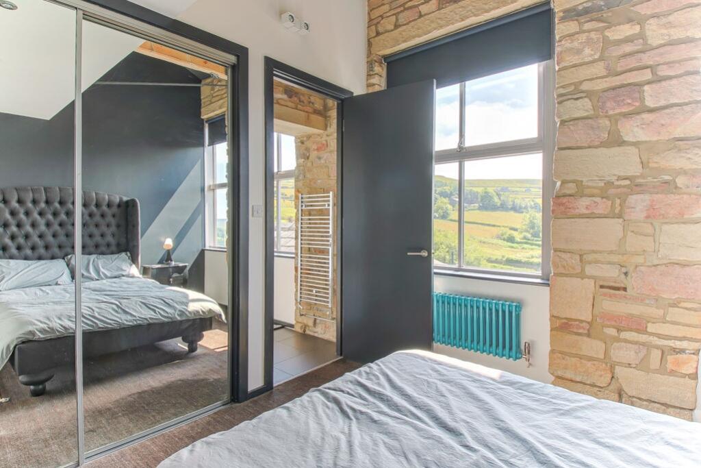 934973 - Bedroom_1_1