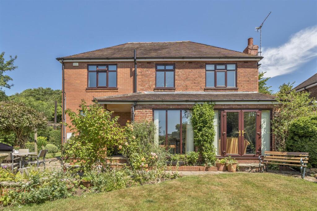 5 Well Lane, Blackfordby